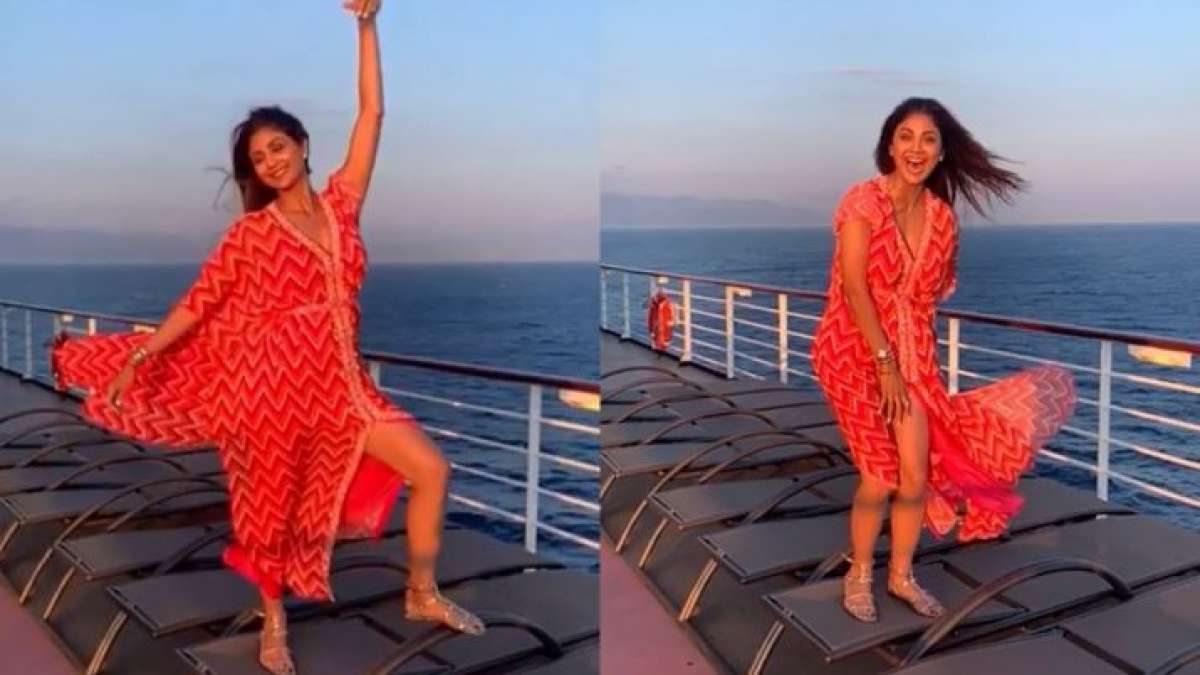Shilpa Shetty's Oops moment Shilpa Shetty's Oops moment