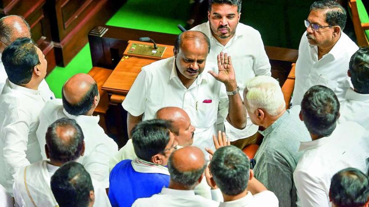 New twist rocks Karnataka ahead of Yeddyurappa's trust vote New twist rocks Karnataka ahead of Yeddyurappa's trust vote