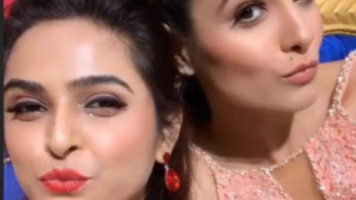 Nach Baliye 9 contestants Anita Hassanandani, Madhurima Tuli strike perfect pout Nach Baliye 9 contestants Anita Hassanandani, Madhurima Tuli strike perfect pout