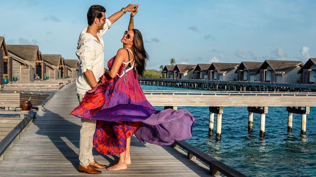 Neha Dhupia looks drop dead gorgeous in a bikini with husband Neha Dhupia looks drop dead gorgeous in a bikini with husband