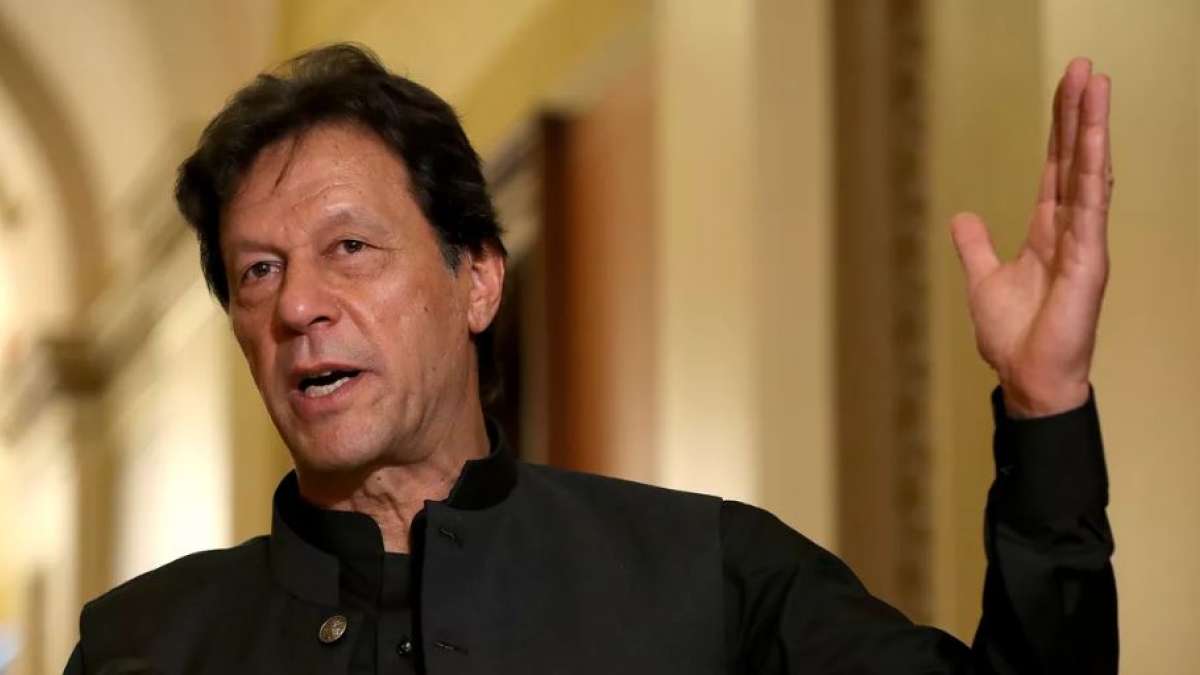 Imran Khan threatens India off nuclear war Imran Khan threatens India off nuclear war