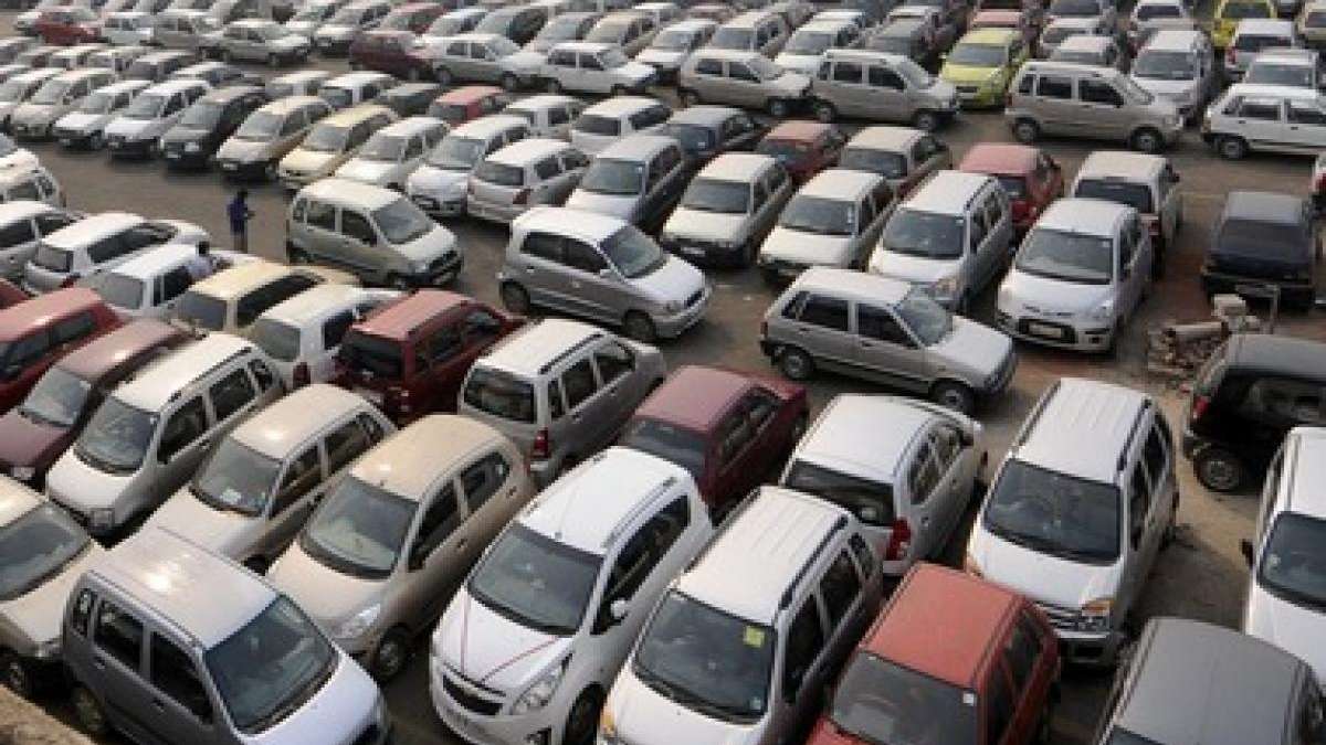 Nitin Gadkari assures support to auto industry, stocks jump up to 7.8% Nitin Gadkari assures support to auto industry, stocks jump up to 7.8%