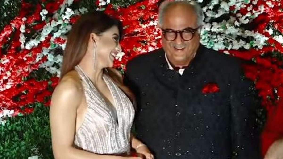 Urvashi Rautela defends Boney Kapoor over viral video of inappropriate touching Urvashi Rautela defends Boney Kapoor over viral video of inappropriate touching