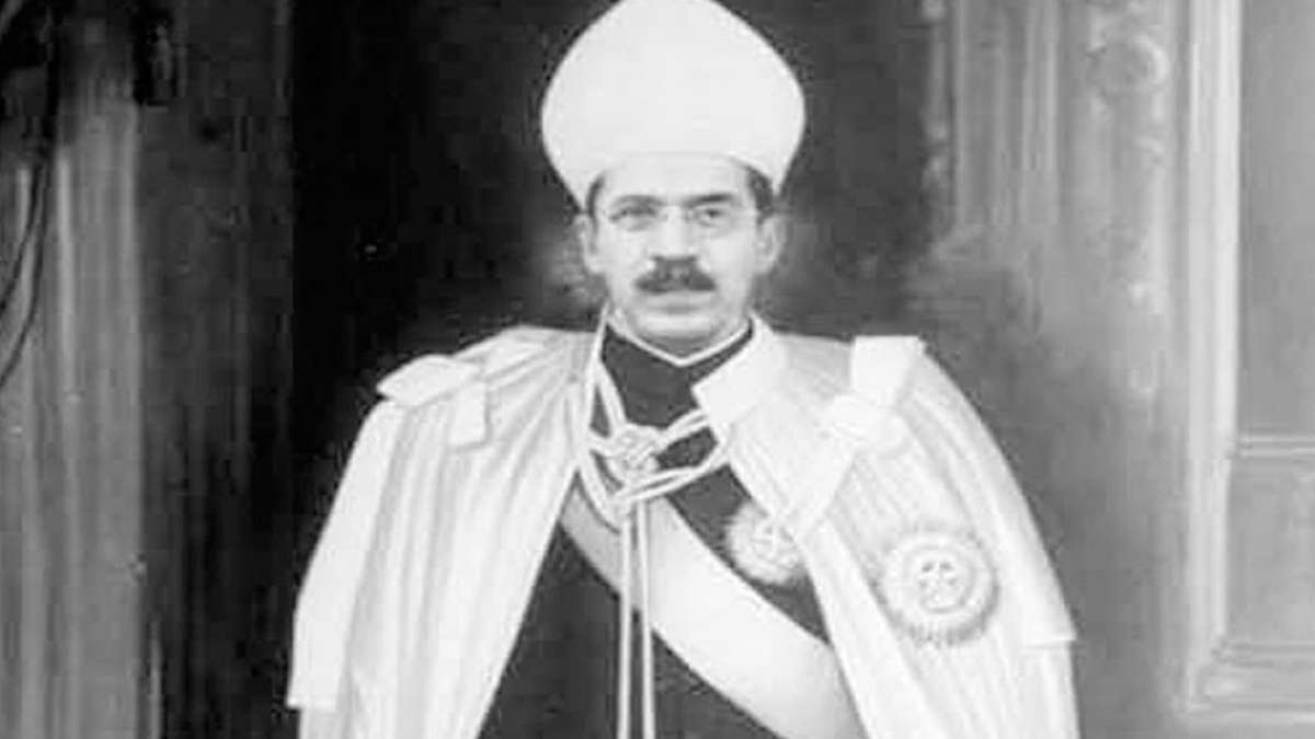 Pakistan claims on Hyderabad Nizam's 35 million fund rejected by UK High Court Pakistan claims on Hyderabad Nizam's 35 million fund rejected by UK High Court