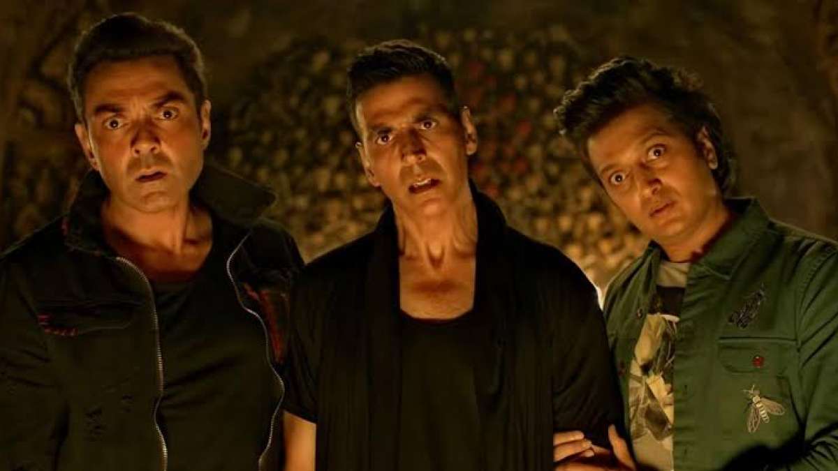 Housefull 4: Akshay Kumar's movie earns Rs 80 crores in four days at Box Office Housefull 4: Akshay Kumar's movie earns Rs 80 crores in four days at Box Office