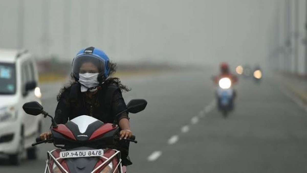 Air Pollution: Before and after Diwali pictures of Delhi floods internet Air Pollution: Before and after Diwali pictures of Delhi floods internet