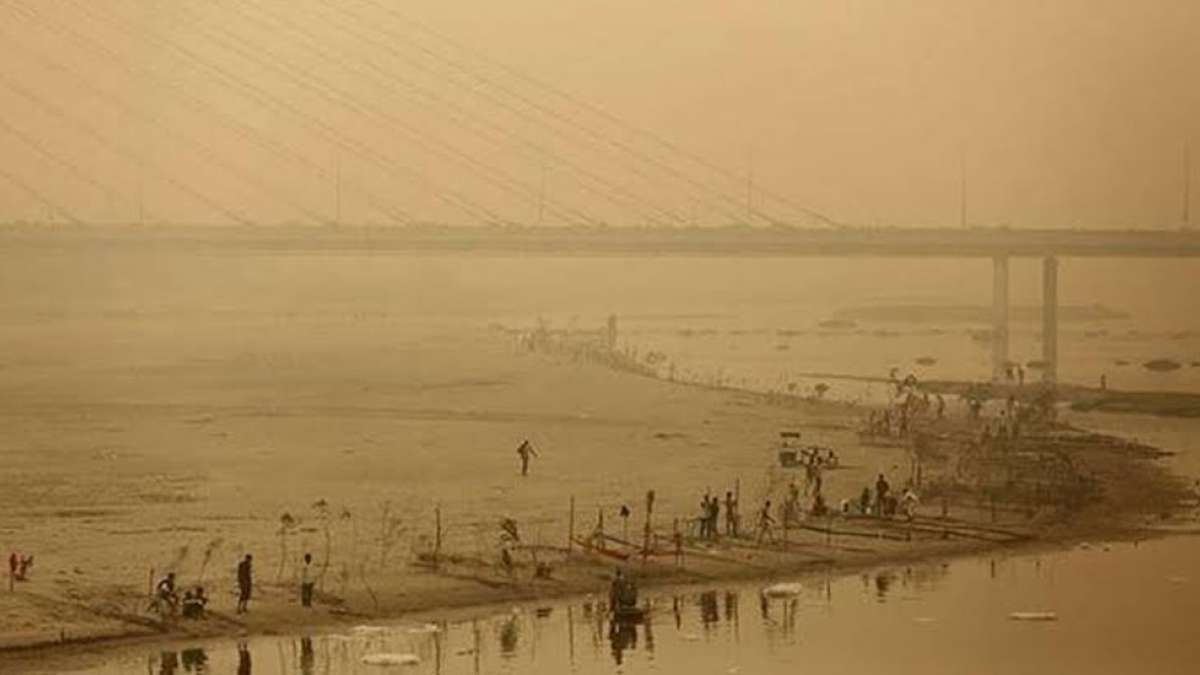 Public health emergency declared as AQI in Delhi hits 'severe plus' category Public health emergency declared as AQI in Delhi hits 'severe plus' category