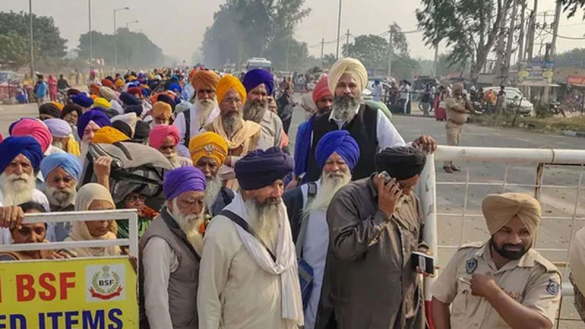 Pakistan Army snubs Imran Khan, says passport mandatory for Sikh pilgrims Pakistan Army snubs Imran Khan, says passport mandatory for Sikh pilgrims